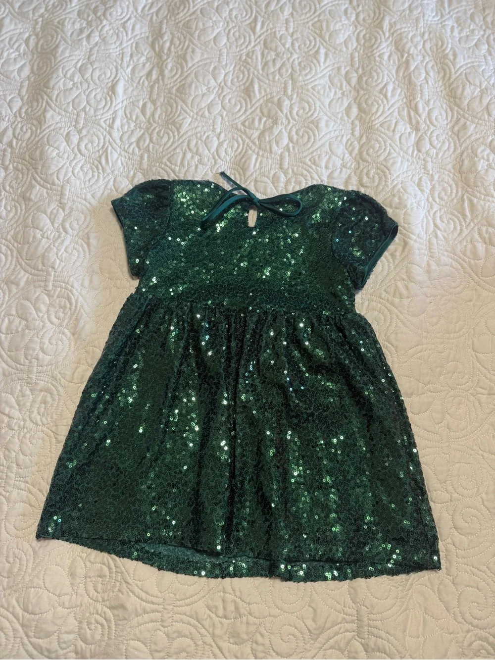 Girls Dark Green full sequin short sleeve dress in toddler 4T emerald